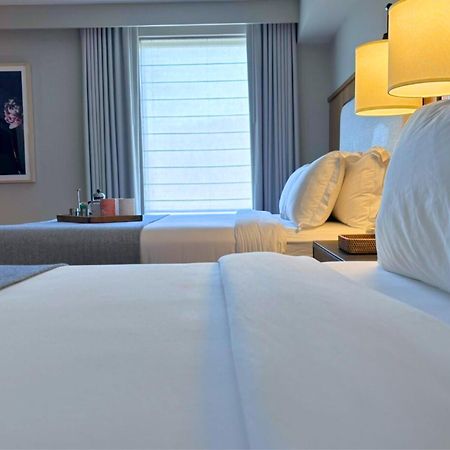 Hotel Zero Degrees Norwalk Esterno foto
